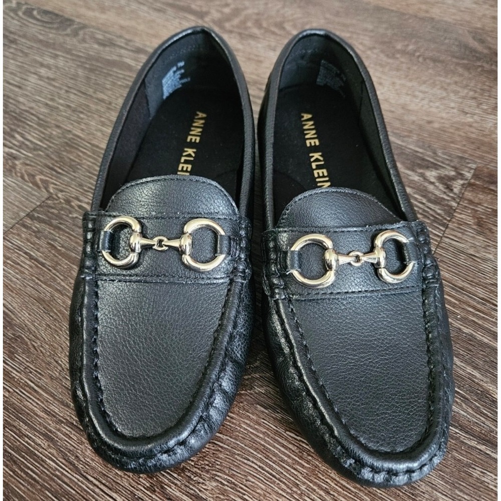 Anne Klein Women's Chrystie Moccasin Slip On Black Loafer 7M